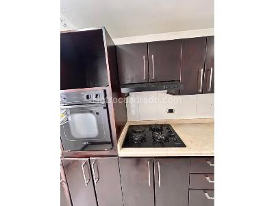 Apartamento de 3 alcobas en venta en San German, Medellín, 57 m² · foto 2 de 20