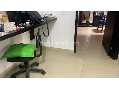 Apartamento de 3 alcobas en venta en La Castellana, Medellín, 75 m² · foto 13 de 14