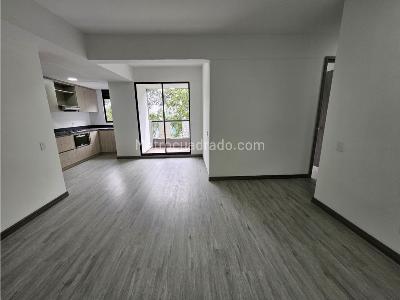 Apartamento de 3 alcobas en arriendo en Las Palmas, Medellín, 76 m² · foto 6 de 20
