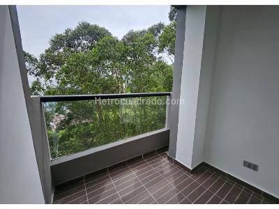 Apartamento de 3 alcobas en arriendo en Las Palmas, Medellín, 76 m² · foto 7 de 20