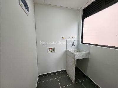 Apartamento de 3 alcobas en arriendo en Las Palmas, Medellín, 76 m² · foto 9 de 20