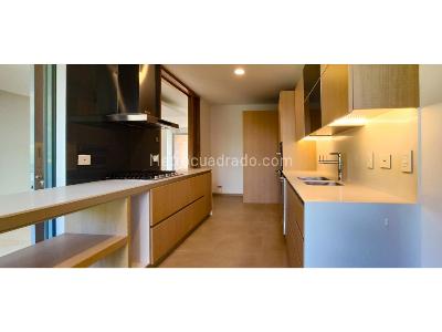 Apartamento de 3 alcobas en venta en El Poblado, Medellín, 320 m² · foto 9 de 20