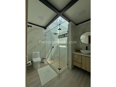 Casa de 3 alcobas en venta en Las Palmas, Medellín, 375 m² · foto 12 de 20
