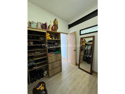 Casa de 3 alcobas en venta en Las Palmas, Medellín, 375 m² · foto 15 de 20
