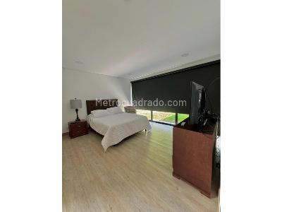 Casa de 3 alcobas en venta en Las Palmas, Medellín, 375 m² · foto 16 de 20