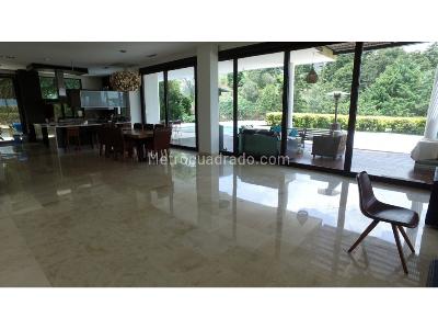 Casa de 4 alcobas en venta en Las Palmas, Medellín, 700 m² · foto 12 de 20