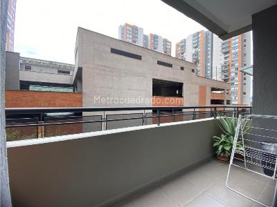 Apartamento en venta en San German, Medellín · foto 2 de 10