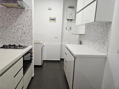 Apartaestudio en arriendo en El Tesoro, Medellín, 56 m² · foto 4 de 20