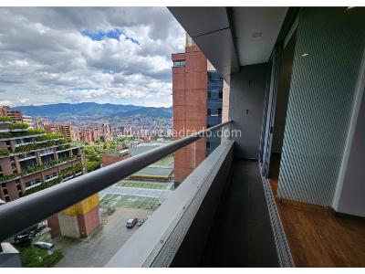 Apartaestudio en arriendo en El Tesoro, Medellín, 56 m² · foto 15 de 20