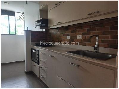 Apartamento de 3 alcobas en venta en El Poblado, Medellín, 79 m² · foto 6 de 15
