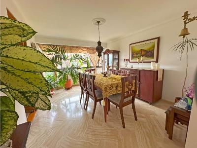 Apartamento en venta en El Poblado, Medellín · foto 4 de 13