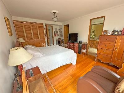 Apartamento en venta en El Poblado, Medellín · foto 11 de 13