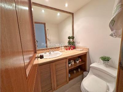 Apartamento en venta en El Poblado, Medellín · foto 12 de 13
