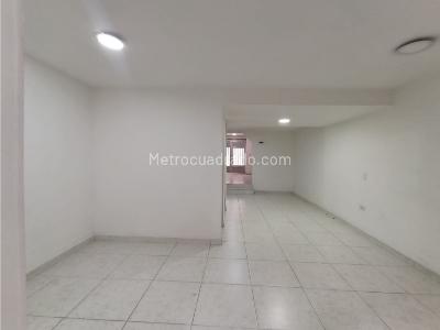 Casa en venta en Viviendas Del Sur, Itagüí · foto 2 de 20