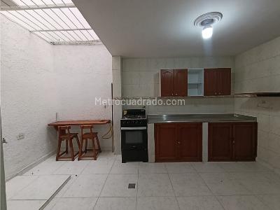 Casa en venta en Viviendas Del Sur, Itagüí · foto 4 de 20