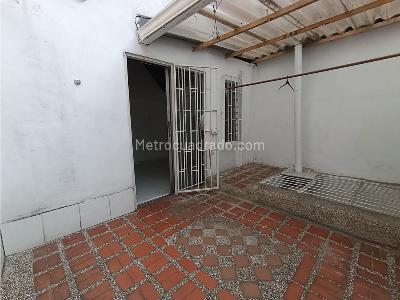 Casa en venta en Viviendas Del Sur, Itagüí · foto 17 de 20