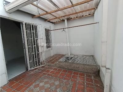 Casa en venta en Viviendas Del Sur, Itagüí · foto 18 de 20