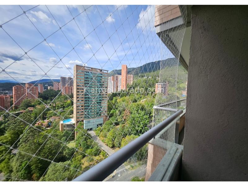 Piso – Medellín - Más