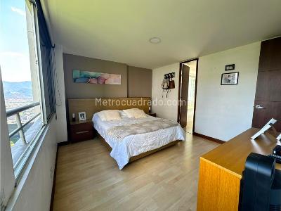 Apartamento de 3 alcobas en venta en Loma Del Indio, Medellín, 86 m² · foto 10 de 12