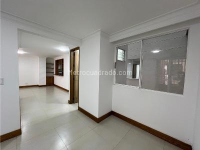 Apartamento en venta en Laureles, Medellín · foto 4 de 20