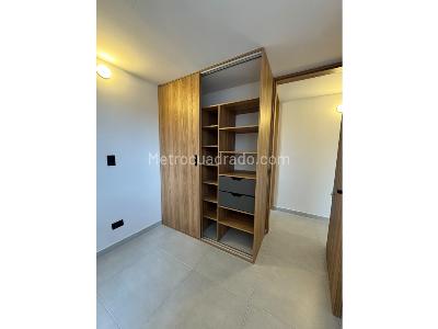 Apartamento de 2 alcobas en venta en Ciudad Fabricato, Bello, 55 m² · foto 9 de 13