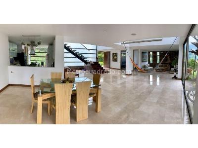 Casa de 4 alcobas en venta en El Escobero, Envigado, 387 m² · foto 5 de 20