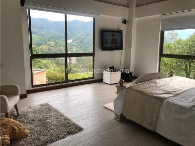 Casa de 4 alcobas en venta en El Escobero, Envigado, 387 m² · foto 14 de 20