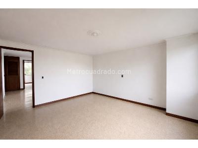 Apartamento de 3 alcobas en venta en El Poblado, Medellín, 136 m² · foto 8 de 20