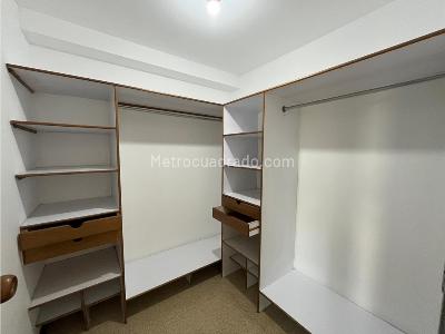 Apartamento de 3 alcobas en venta en El Poblado, Medellín, 136 m² · foto 17 de 20