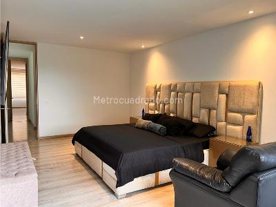 Casa de 3 alcobas en venta en La Calleja, Envigado, 226 m² · foto 18 de 20