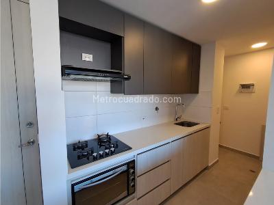 Apartamento en venta en Los Colores, Medellín · foto 4 de 20