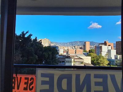 Apartamento en venta en Los Colores, Medellín · foto 10 de 20
