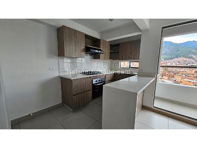 Apartamento de 2 alcobas en venta en Ciudad Fabricato, Bello, 54 m² · foto 2 de 17