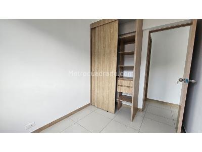 Apartamento de 2 alcobas en venta en Ciudad Fabricato, Bello, 54 m² · foto 13 de 17