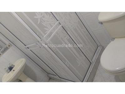 Casa de 3 alcobas en venta en Campo Valdes, Medellín, 75 m² · foto 11 de 14