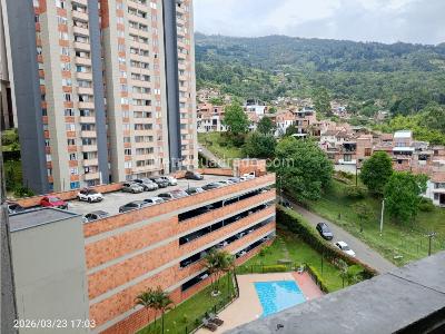 Apartamento en venta en Robledo, Medellín · foto 4 de 17