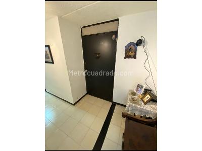 Apartamento de 3 alcobas en venta en San Javier, Medellín, 68 m² · foto 5 de 20