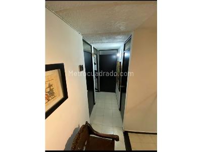 Apartamento de 3 alcobas en venta en San Javier, Medellín, 68 m² · foto 8 de 20