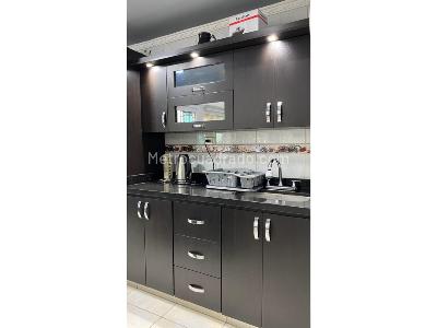 Apartamento de 4 alcobas en venta en Naranjal, Medellín, 110 m² · foto 6 de 19
