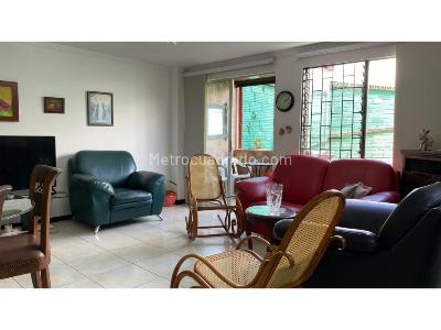 Apartamento de 4 alcobas en venta en Naranjal, Medellín, 110 m² · foto 1 de 19