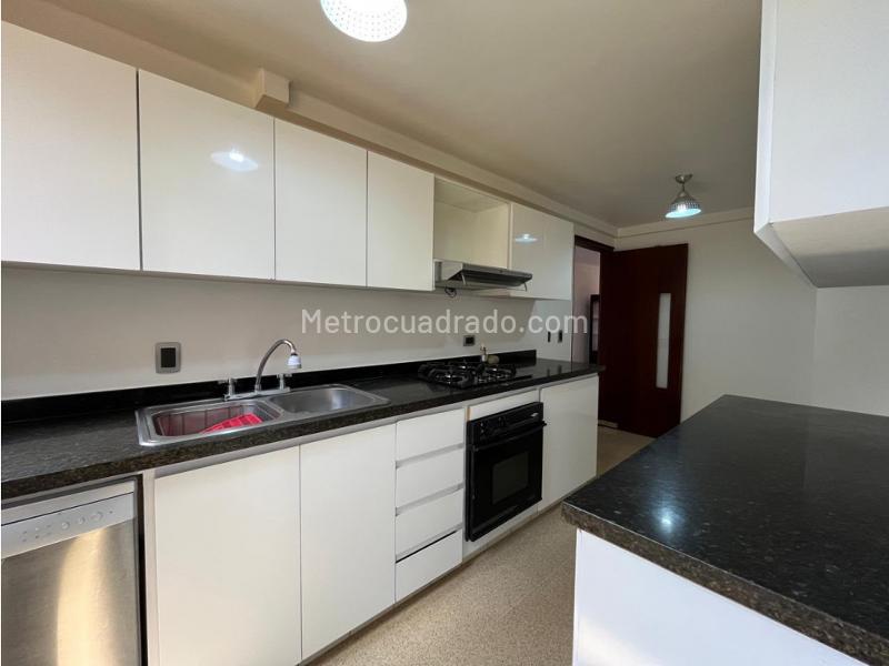 Spacious 3BR Apartment for Rent in El Poblado (La Concha) - 4