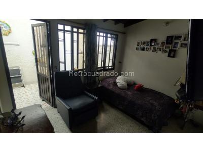 Casa de 3 alcobas en venta en Belen La Nubia, Medellín, 190 m² · foto 16 de 19