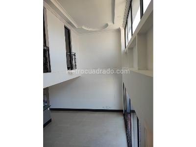 Apartamento en venta en Los Bernal, Medellín · foto 15 de 18