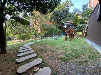Apartamento en venta en Lalinde, Medellín · foto 4 de 15