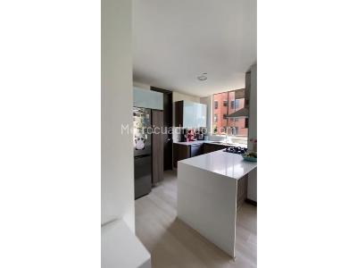 Apartamento en venta en Lalinde, Medellín · foto 7 de 15