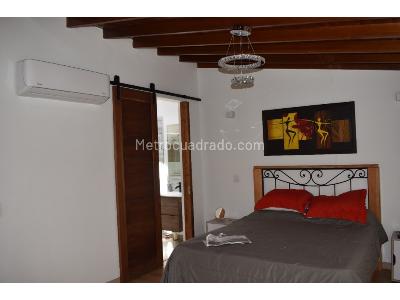 Casa de 5 alcobas en venta en Simon Bolivar, Medellín, 240 m² · foto 7 de 20