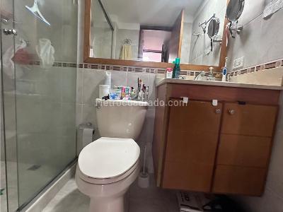 Apartamento en venta en El Poblado, Medellín · foto 11 de 12