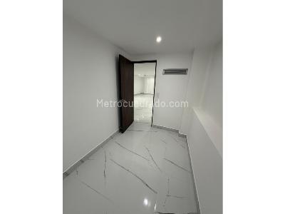 Casa de 5 alcobas en venta en La Doctora, Sabaneta, 390 m² · foto 6 de 18