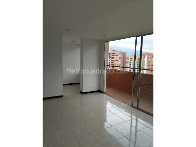 Apartamento en venta en Loma De Los Bernal, Medellín · foto 7 de 14