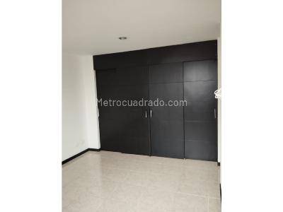 Apartamento en venta en Loma De Los Bernal, Medellín · foto 8 de 14